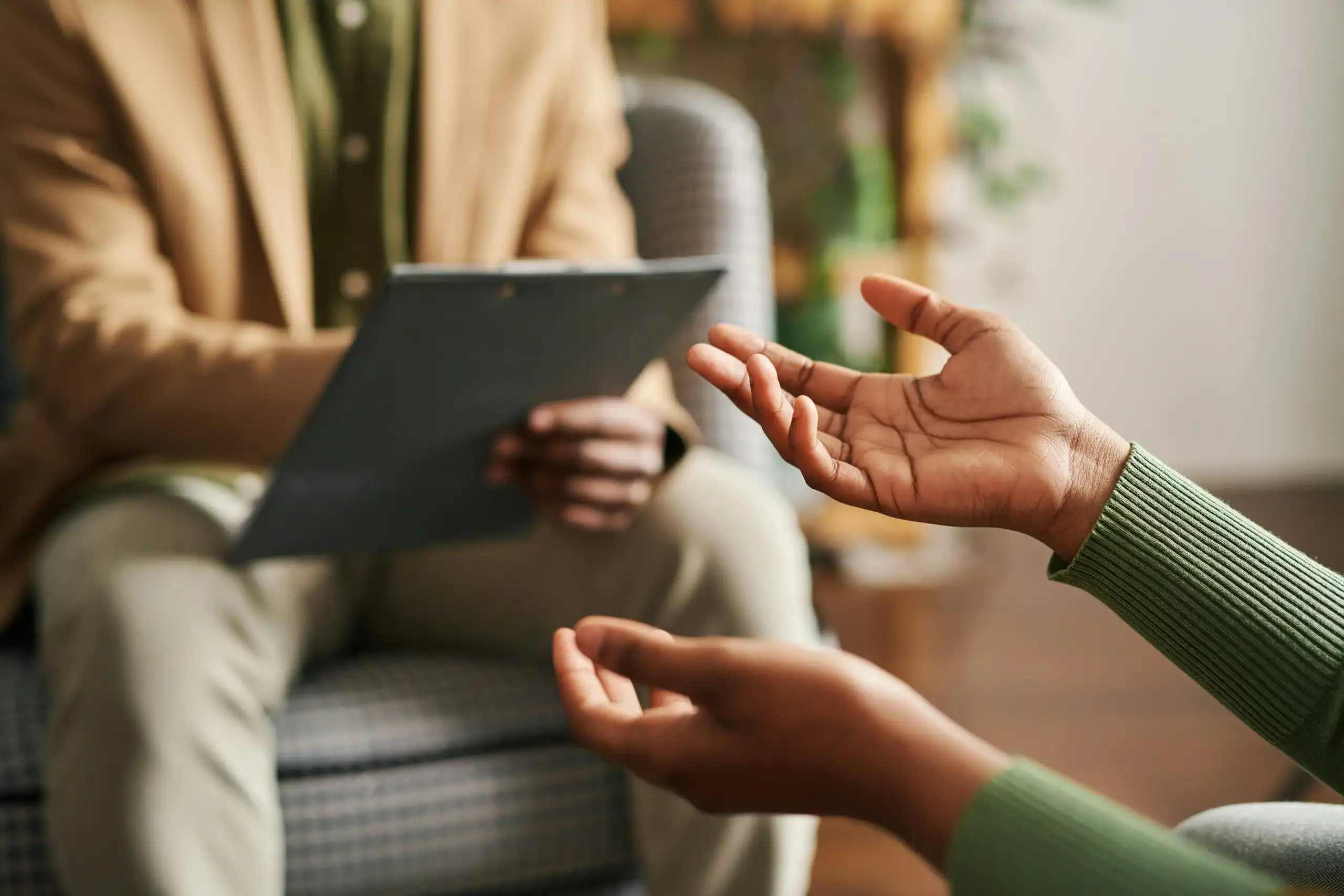 Therapy session for caregiver burnout vs compassion fatigue Therapy session for caregiver burnout vs compassion fatigue